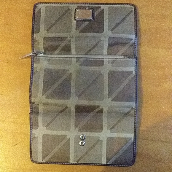 Nine Co by Ninewest wallet - Picture 3 of 4